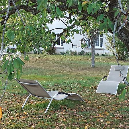Hotel Les Trois Charmes Chaucenne Zewnętrze zdjęcie