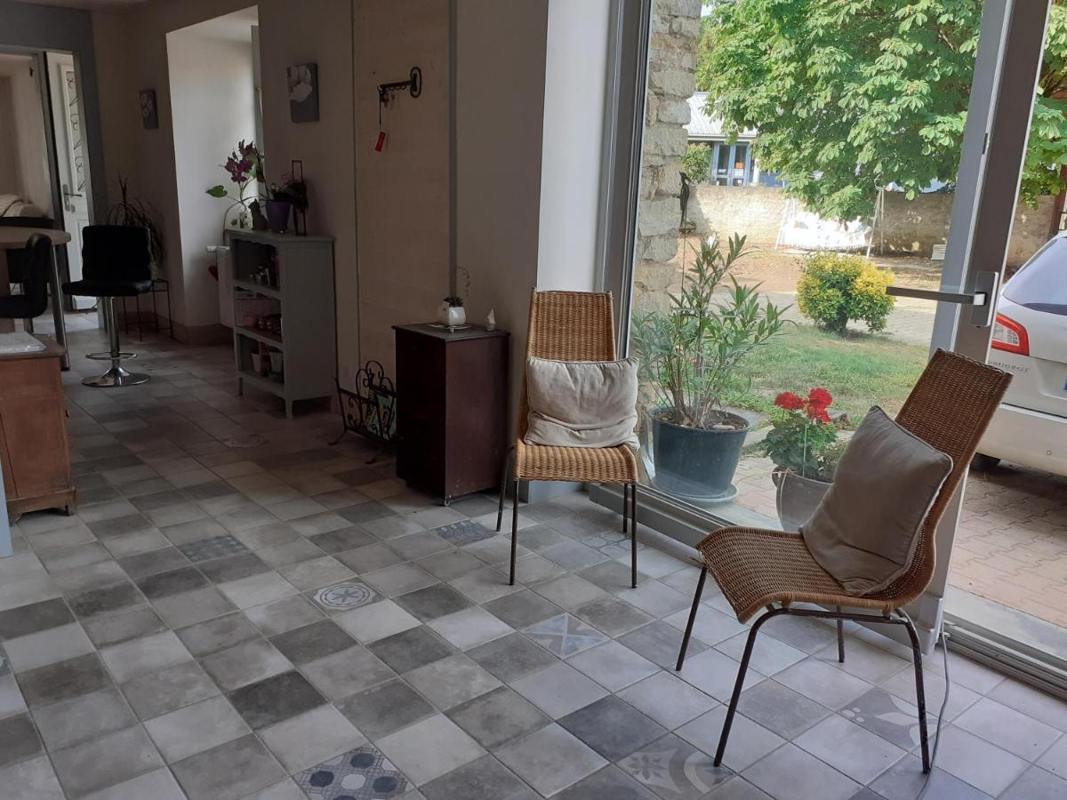 Hotel Les Trois Charmes Chaucenne Zewnętrze zdjęcie