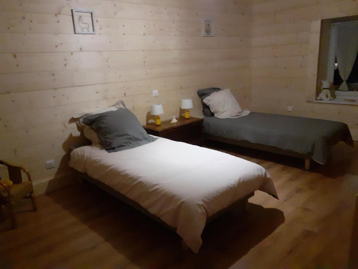 Hotel Les Trois Charmes Chaucenne Zewnętrze zdjęcie